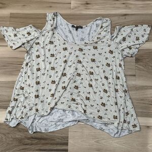 Stitch Fix Don’t Ask Why Cold Shoulder Floral Top Women's One Size